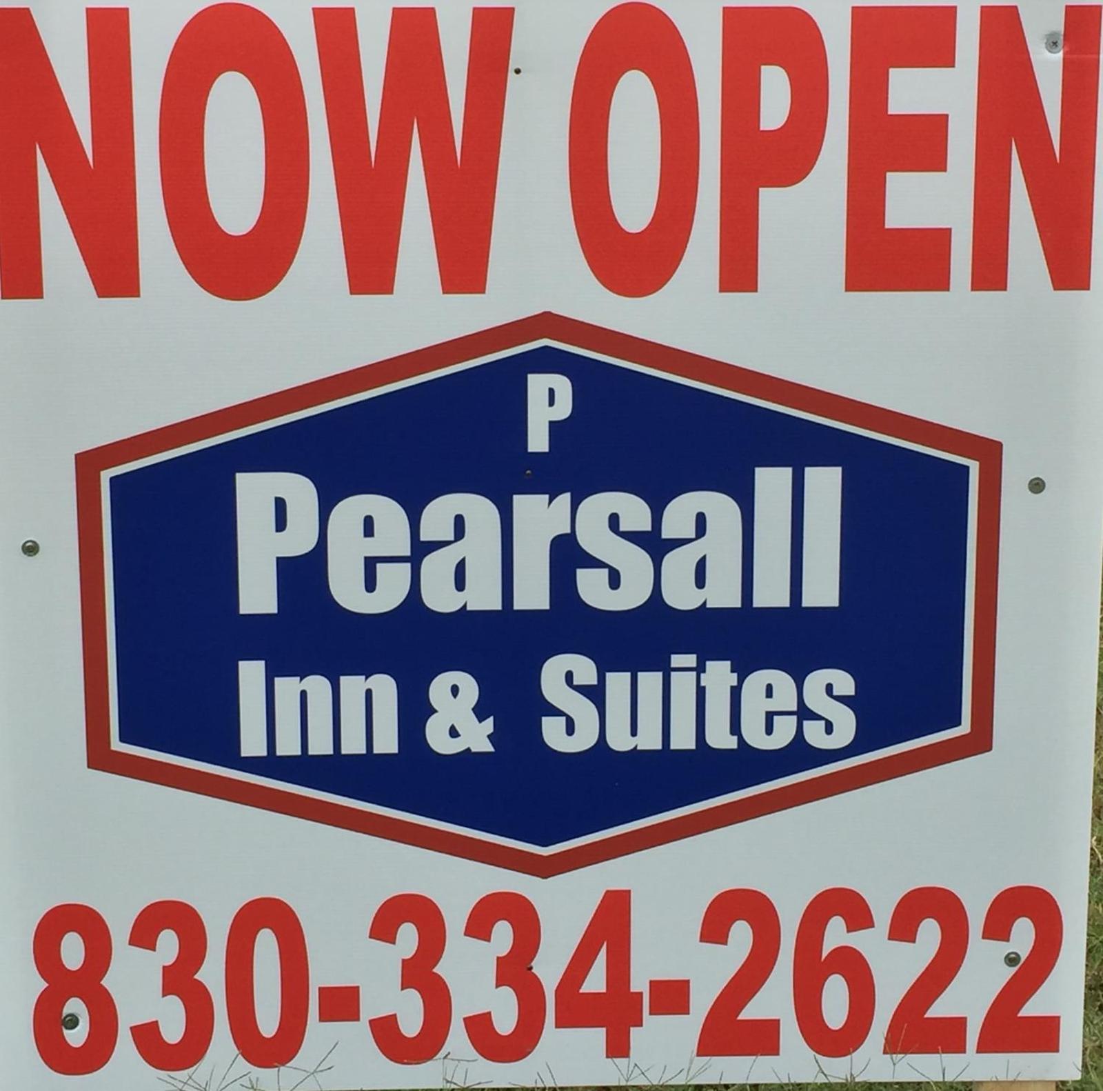 Pearsall Inn and Suites image 4